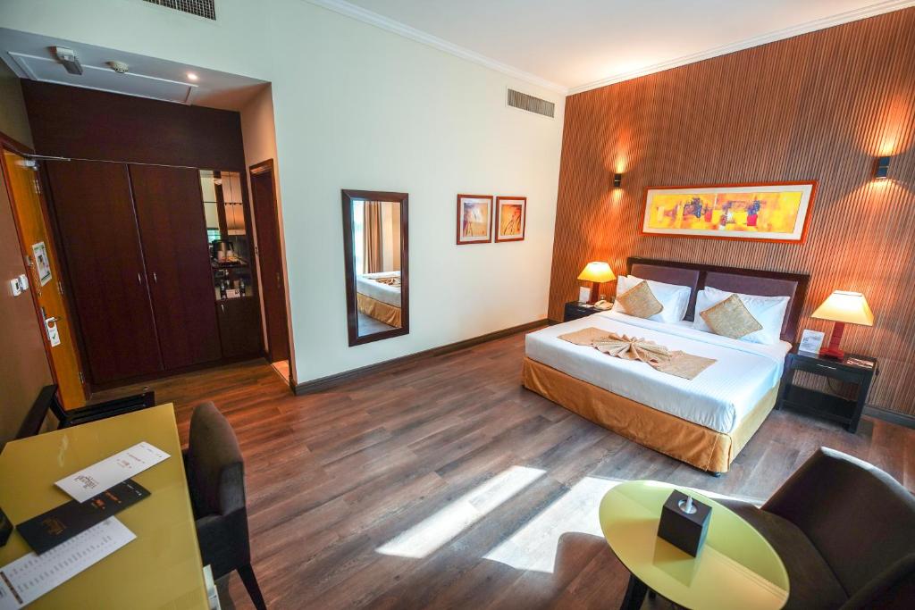 Deluxe con cama king